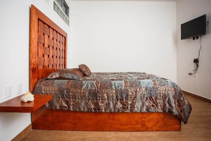Mora & By Kalma Apartahotel 3*